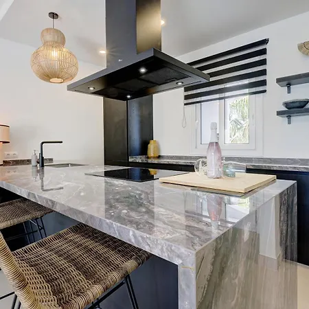 Penthouse Amaryllis - Dakterras & Private Pool