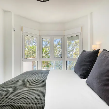 Penthouse Amaryllis - Gerenoveerd Direct Aan Zee Lejlighed Estepona