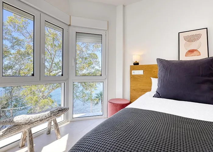 Penthouse Amaryllis - Dakterras & Private Pool Apartment Estepona