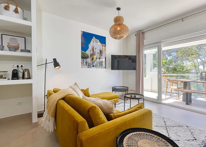 Penthouse Amaryllis - Dakterras & Private Pool Apartment *