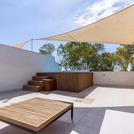 Apartmán Penthouse Amaryllis - Dakterras & Private Pool